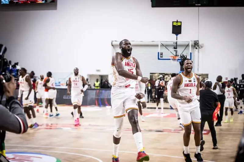مباراة ملحمية: أنجولا تتفوق على جنوب السودان وليبيا تخرج من الأفروباسكت