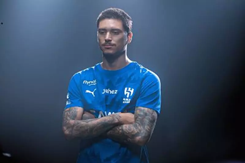 إنزاجي يحسم مستقبل نونيز مع الهلال قبل مواجهة آراو الودية