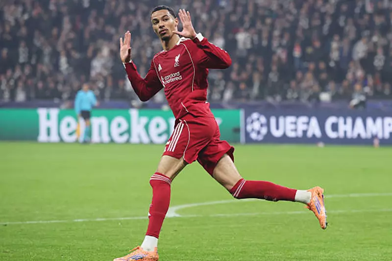 إيكيتيكي: محمد صلاح هو أفضل لاعب في تاريخ بريميرليج